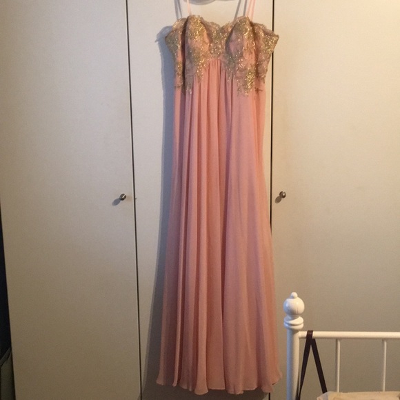 Dresses & Skirts - Prom dress